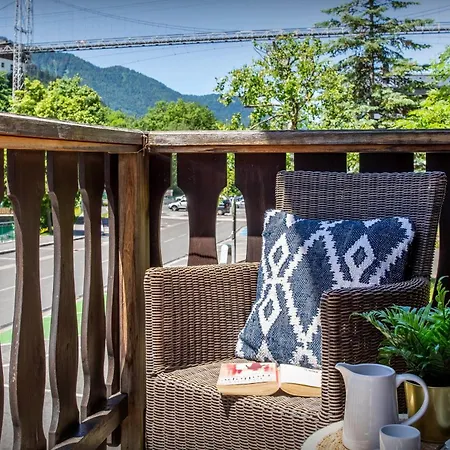 Chalet Bellanis - Ovo Network Morzine